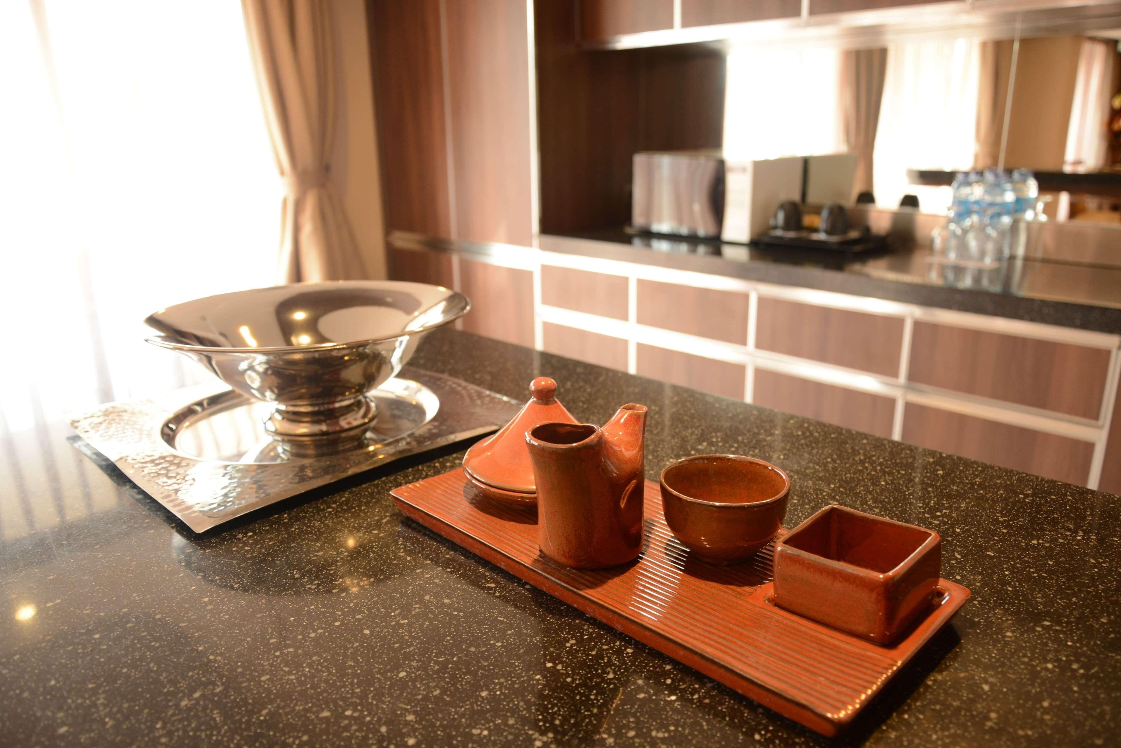 Отель Ramada By Wyndham Bali Sunset Road Kuta Семиньяк Экстерьер фото